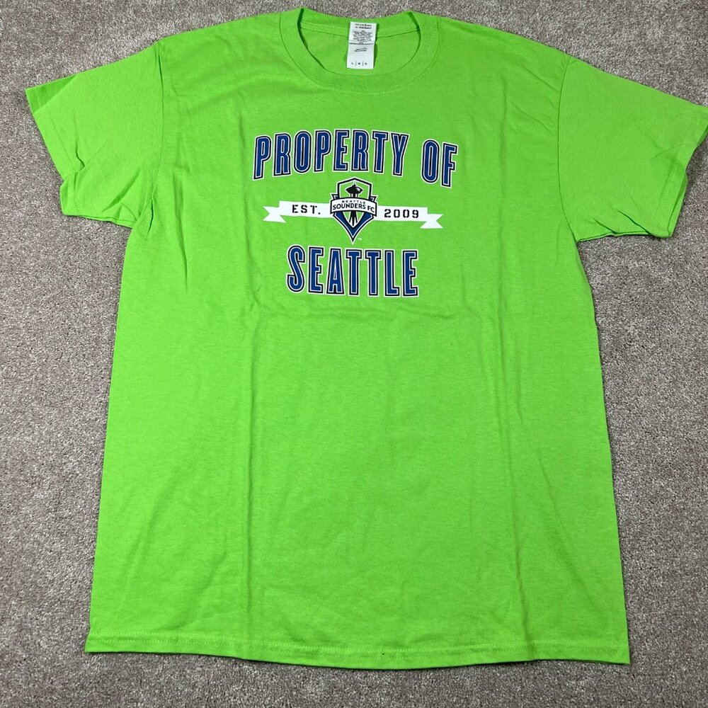 Gildan Heavy Cotton Mens L Green Graphic Seattle Sounders FC Soccer MLS T-Shirt